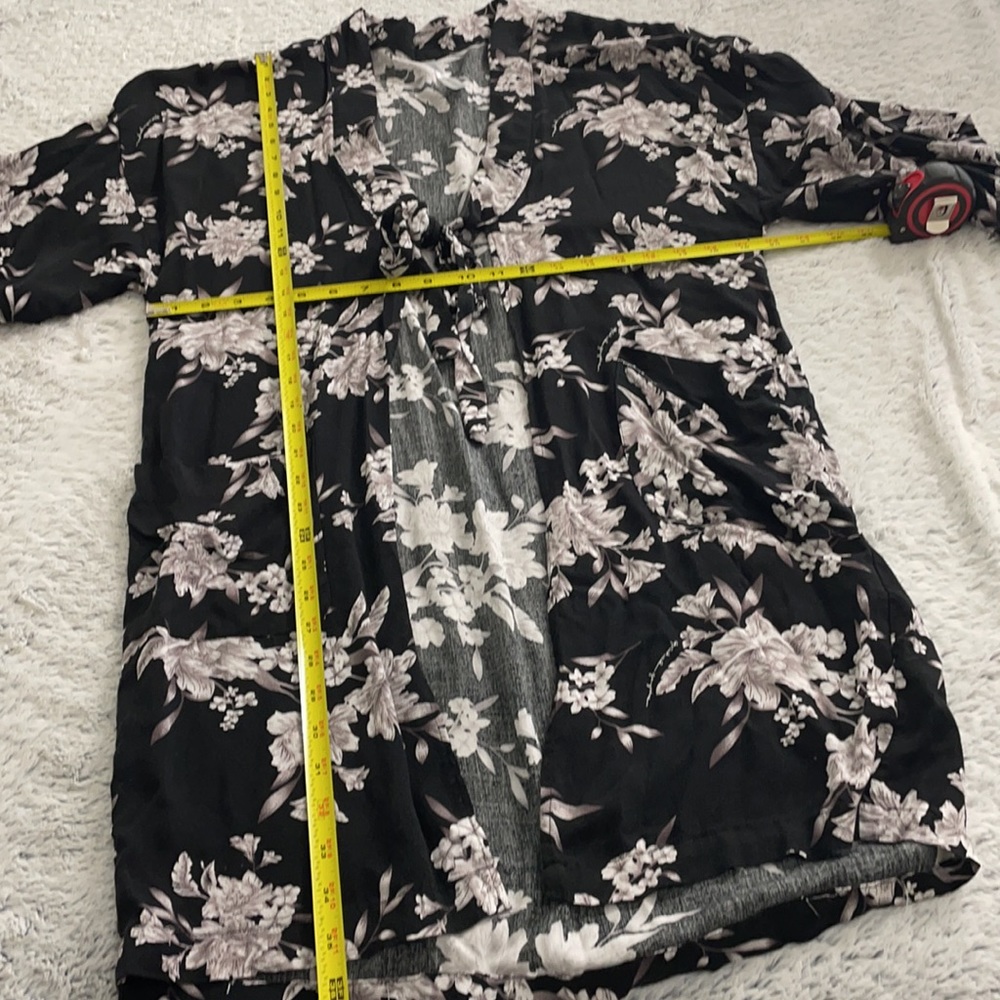 ⭐️🌸Spiritual Gangster Maya Kimono Floral Robe one size - Picture 5 of 10